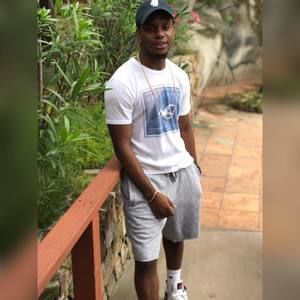 Meet your Posher, Max